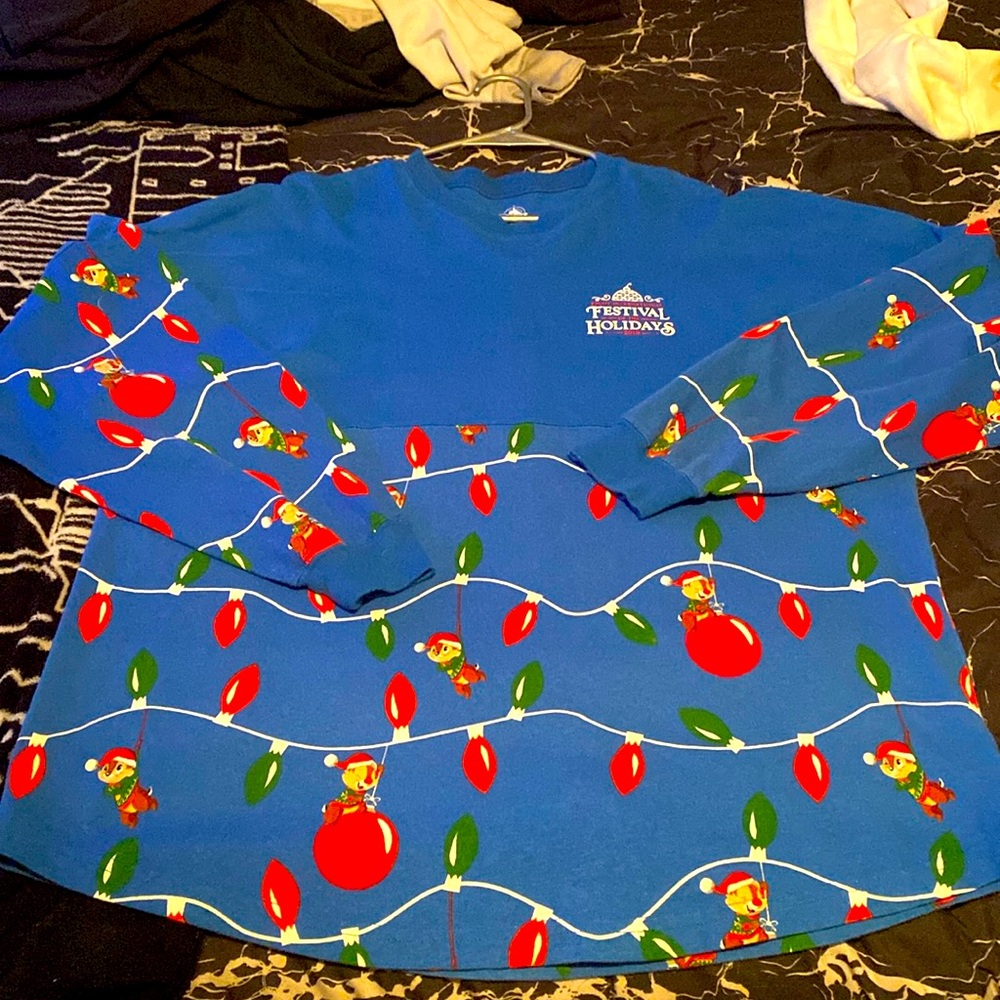 EPCOT Disney Christmas Festival Spirit Jersey Chip And Dale Size L Blue